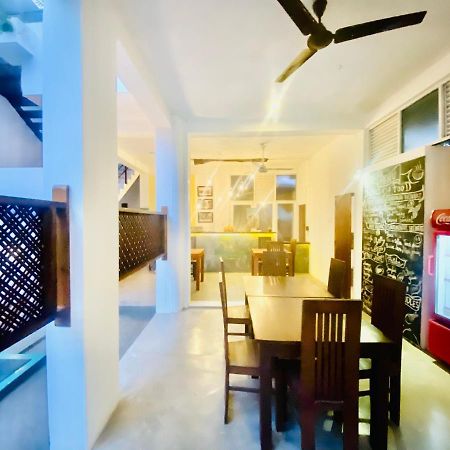 Bienvenido Madiha Hotel Polhena ภายนอก รูปภาพ
